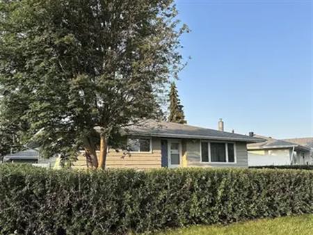 Entire House for Rent in Ottewell | 5911 97A Avenue Northwest, Edmonton