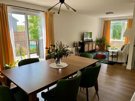 Beau 5 1/2 à louer, spacieux et lumineux sur 2 étages - Charlesbourg Qc