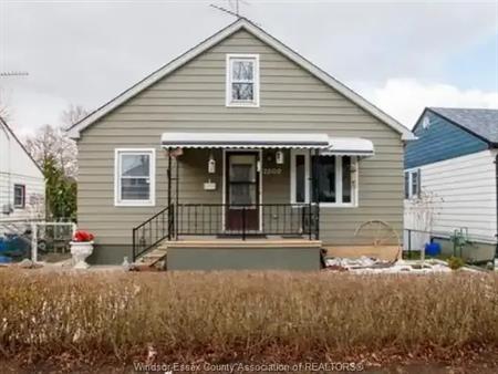 2609 CHANDLER ROAD Unit# UPPER | 2609 CHANDLER ROAD Unit# UPPER, Windsor