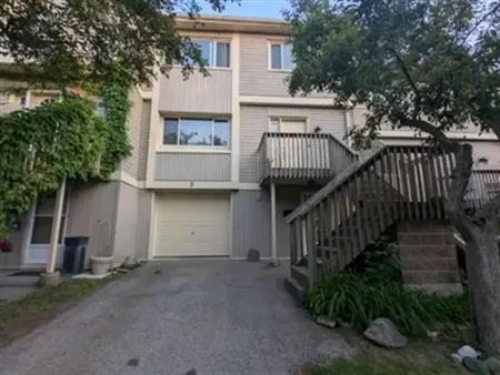 9 - 30 GREEN VALLEY DRIVE | 9 - 30 GREEN VALLEY DRIVE, Kitchener