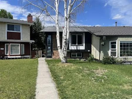 2 Bed + Office Main Floor Suite • Private Entrance • Utilities Included | 545 Aboyne Crescent Northeast, Calgary