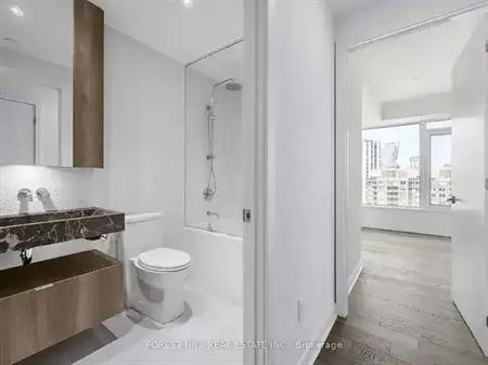 Luxury 1-Bed at 11 Yorkville! Pool, lounge, skyline views—pure elegance! | 11 Yorkville Avenue, Toronto