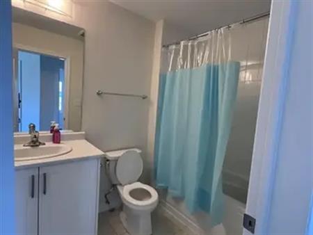 1 BUTTERCREAM AVENUE | 1 BUTTERCREAM AVENUE, Thorold