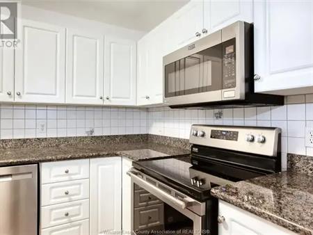 4789 RIVERSIDE DRIVE Unit# 806 | 4789 RIVERSIDE DRIVE Unit# 806, Windsor