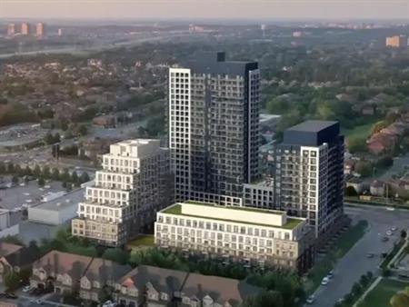 D519 - 8 BEVERLEY GLEN BOULEVARD | D519 - 8 BEVERLEY GLEN BOULEVARD, Vaughan
