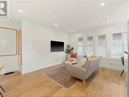 394 GROVE AVENUE Unit# 2 | 394 GROVE AVENUE Unit# 2, Windsor