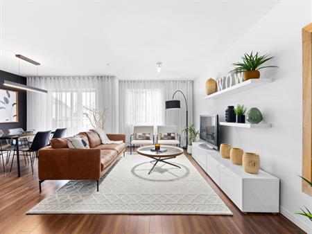 Logement 4 1/2 AVEC Garage Inclus