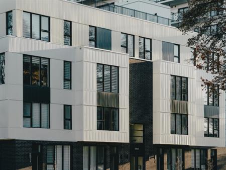 CONDO HAUT DE GAMME | RÉCENT | AOÛT