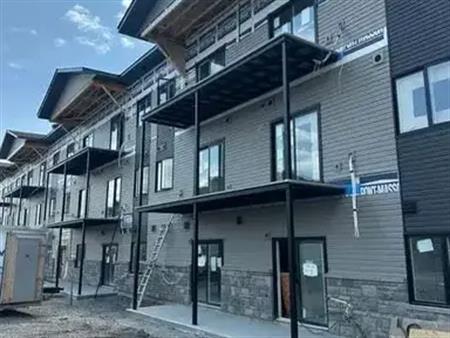 2380 Cleroux Cres Unit 208 | 2380 Cleroux Cres, Gloucester