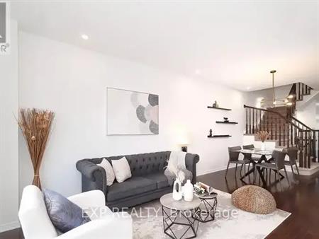 126 AKERSON ROAD | 126 AKERSON ROAD, Ottawa