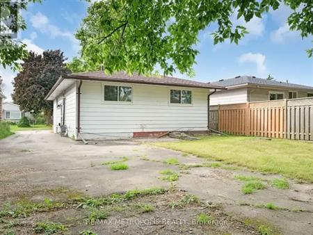 LOWER - 23 SILVER ASPEN CRESCENT | LOWER - 23 SILVER ASPEN CRESCENT, Kitchener