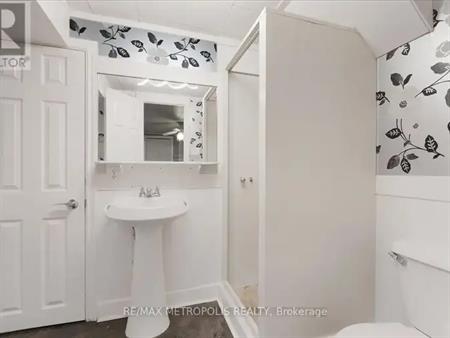 UPPER - 23 SILVER ASPEN CRESCENT | UPPER - 23 SILVER ASPEN CRESCENT, Kitchener