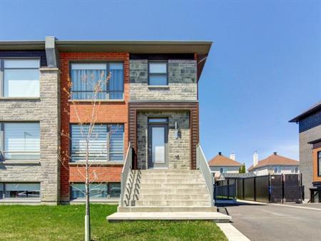 À louer / Appartement Longueuil (Le Vieux-Longueuil) (Montérégie