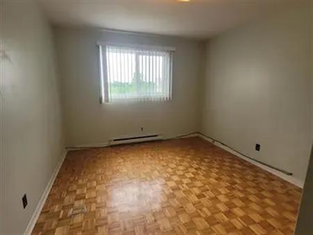 3-917 Cartier Boulevard: 2 Bedroom (Hawkesbury) | 917 Cartier Boulevard, Hawkesbury