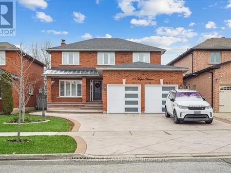 70 MAPES AVENUE | 70 MAPES AVENUE, Vaughan