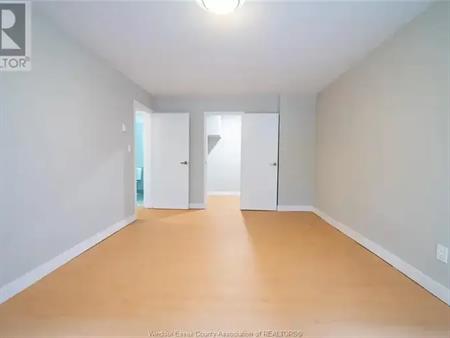 3900 WYANDOTTE STREET East Unit# 119 | 3900 WYANDOTTE STREET East Unit# 119, Windsor