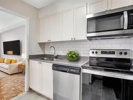 Phoenix Apartments | 1316 Carling Avenue, Ottawa