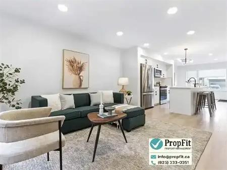 Brand-New, Stylish Living in a Family Friendly neighborhood in SW Edmonton | 7324 Klapstein Crescent Southwest, Edmonton