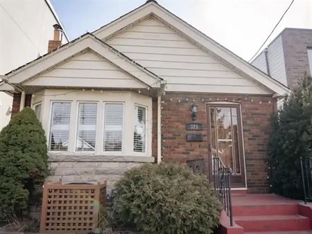 Charming 3-Bedroom, 2-Bathroom Full House for Rent in East York | 321 Mortimer Avenue, Toronto