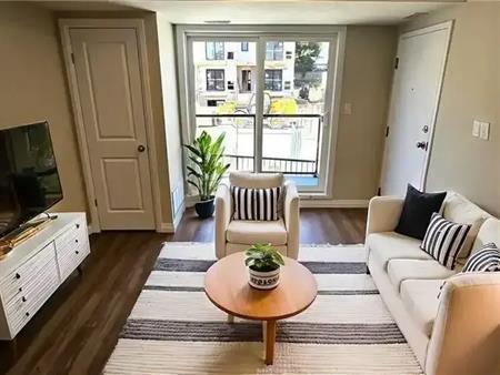 410 NORTHFIELD Drive W Unit# E18 | 410 NORTHFIELD Drive W Unit# E18, Waterloo