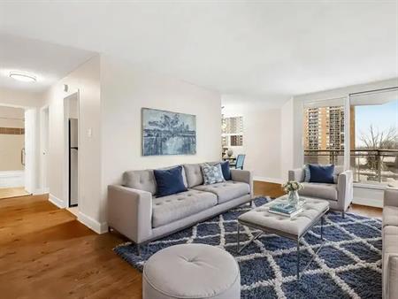 Riviera Gate | 1300/1310 McWatters Road, Ottawa