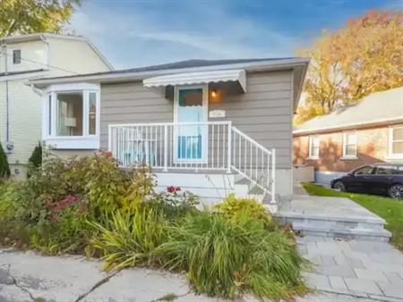 Beautiful 2-Bedroom Main Floor Unit for Rent in Ottawa | 334 Rockhurst Road, Ottawa