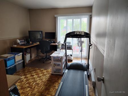 41/2 a Boisbriand dispo 1Sept 2025 internet 1 stationnement, Loker, Thermopompe eau chaud inclus