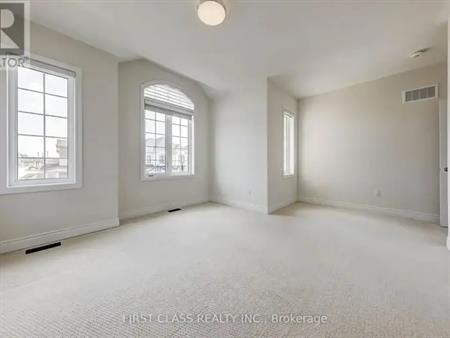 38 CANNES AVENUE | 38 CANNES AVENUE, Vaughan