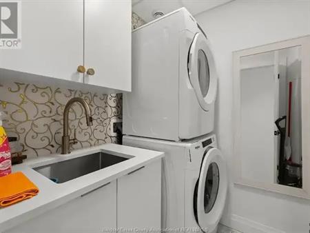 3817 HOWARD AVENUE Unit# 310 | 3817 HOWARD AVENUE Unit# 310, Windsor