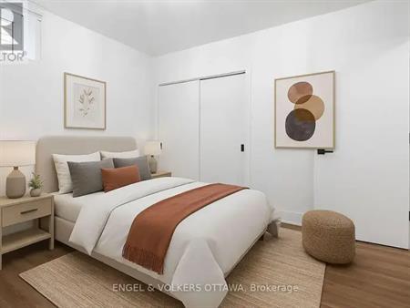 B - 866 WOODROFFE AVENUE | B - 866 WOODROFFE AVENUE, Ottawa