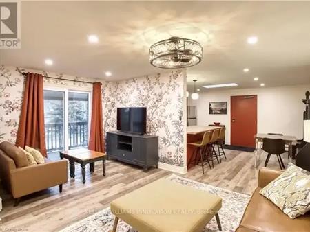 2 - 4205 FLY ROAD | 2 - 4205 FLY ROAD, Lincoln