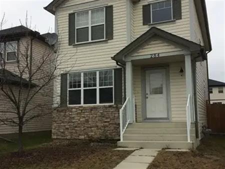 Beautiful Family Home newly renovated for Rent – Available August 1st! | Calgary