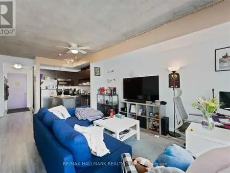 1806 - 324 LAURIER AVENUE | 1806 - 324 LAURIER AVENUE, Ottawa