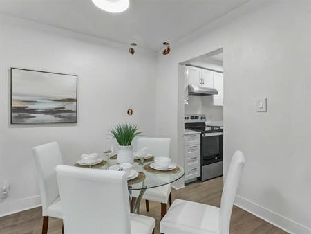2 Bedroom - 4855-65 Bourret, Montréal