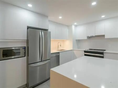 4800 Boulevard de Maisonneuve West | 4800 Maisonneuve Blvd W, Montreal