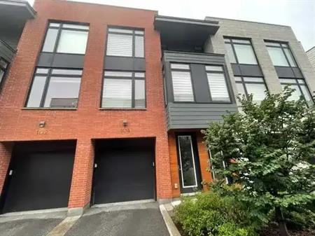 104 Jemruss Private | 104 Jemruss Private, Ottawa