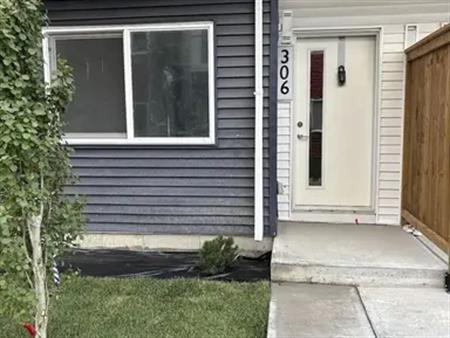 3 bedrooms and 3.5 washrooms | 306 - Red Sky Way NE, Calgary