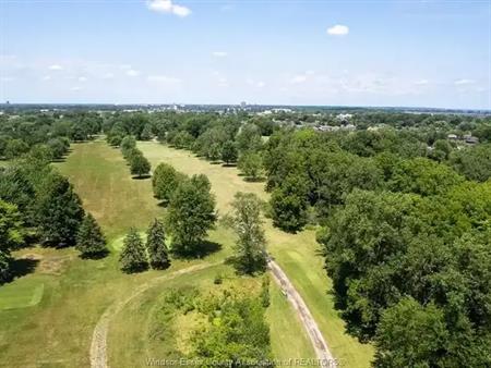 3180 MEADOWBROOK LANE Unit# 104 | 3180 MEADOWBROOK LANE Unit# 104, Windsor