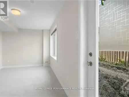 329 FALSETTO STREET | 329 FALSETTO STREET, Ottawa
