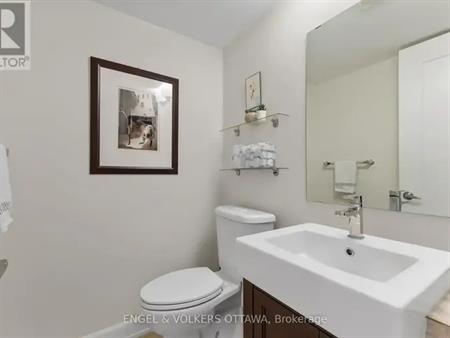 537 DE MAZENOD AVENUE | 537 DE MAZENOD AVENUE, Ottawa
