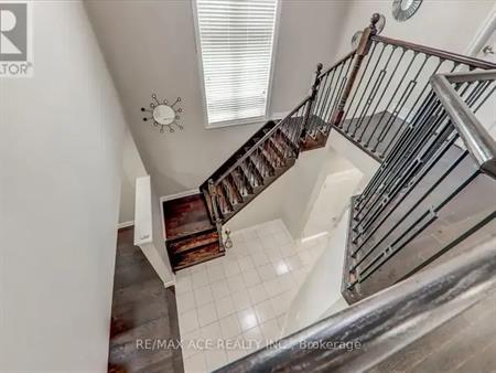 168 RUTHERFORD ROAD | 168 RUTHERFORD ROAD, Bradford West Gwillimbury