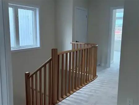 215 AVIRON CRESCENT | 215 AVIRON CRESCENT, Welland