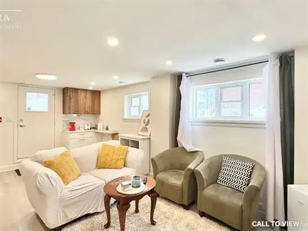 5-342 Mckay St, Ottawa, Ontario K1M 2C1 | 342 MacKay Street, Ottawa
