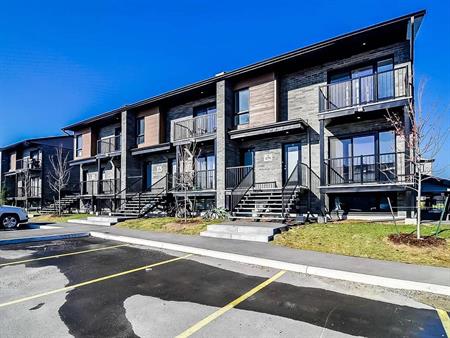 235 Boulevard D'amsterdam (Aylmer) Condo Moderne 1 Chambre