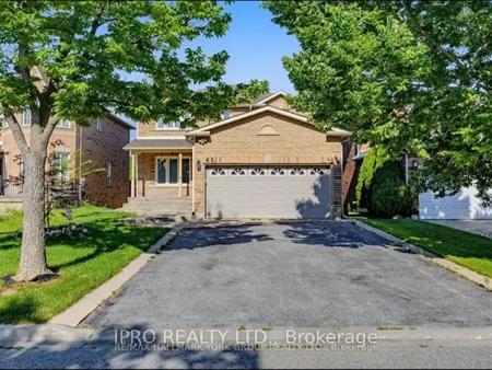 61 RAINTREE CRESCENT | 61 RAINTREE CRESCENT, Richmond Hill
