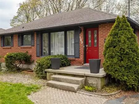 Spacious 3-Bed, 2-Bath Home for Rent – 163 Pinewood Drive, London | 163 Pinewood Drive, London