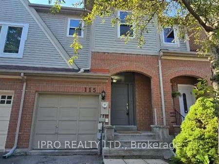 115 MUGFORD ROAD | 115 MUGFORD ROAD, Aurora