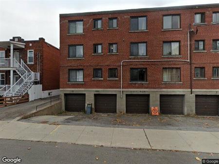 1 CH - 1 SDB - Montréal - $1,345 /mo