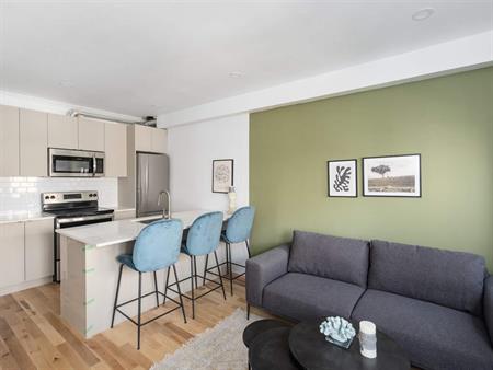 2 CH - 1 SDB - Montreal - $1,895 /mo