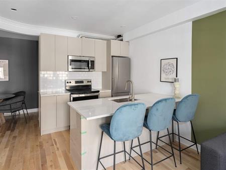2 CH - 1 SDB - Montreal - $1,945 /mo